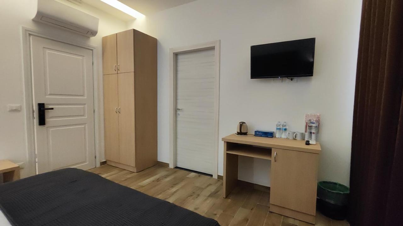 Large Double Room,1469286200:JPEG